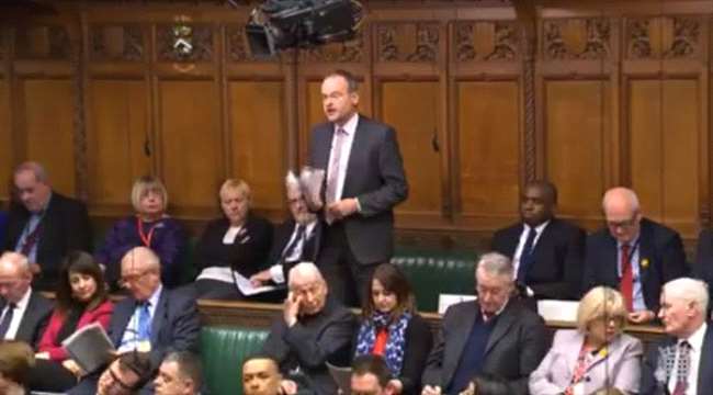 #فيديو / #شاهد البرلماني البريطاني الذي دعا رئيسة الوزراء الى التعامل مع #المجلس_الانتقالي .
