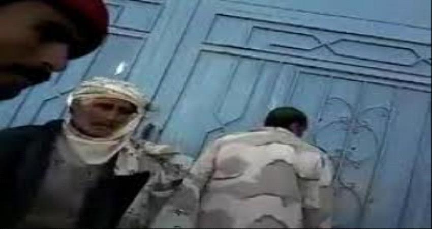 بماذا خاطب البخيتي #الحـوثيين بعد اقتحامهم لمنزله اليوم؟
