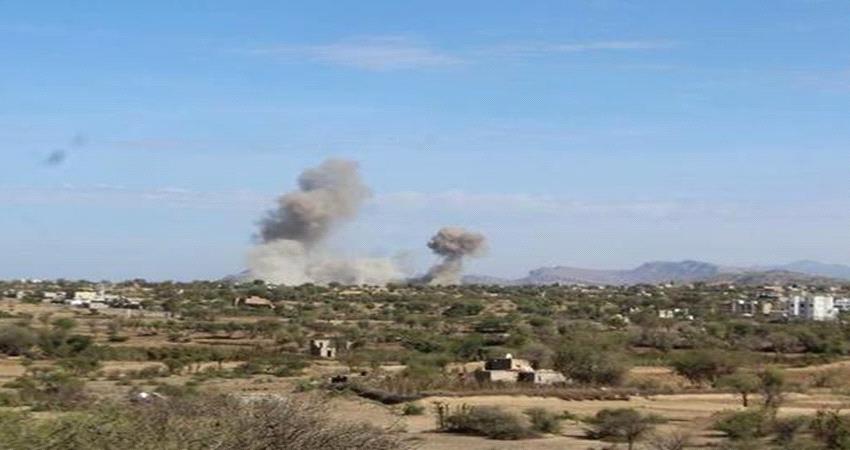 قوات الجيش تشن هجمات صاروخية على تجمعات المليشيا في البيضاء 