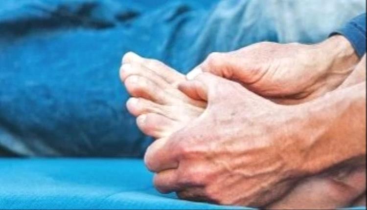 7 أطعمة تقلل حمض اليوريك وتحميك من النقرس