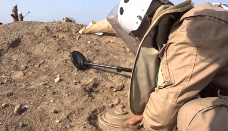 بينهم طفل.. لغم حوثي يودي بحياة 4 يمنيين في الحديدة
