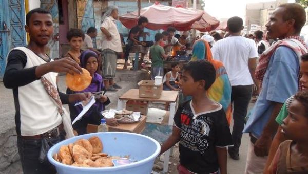  مدن اليمن المحررة تستعين بإيراداتها لتأمين الرواتب